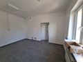Lokale usługowo-handlowe 200 m2, parkingna 10 samochodów - zdjęcie 2