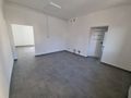 Lokale usługowo-handlowe 200 m2, parkingna 10 samochodów - zdjęcie 4