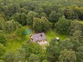 Urokliwy dom w Porąbie z własnym stawem - zdjęcie 4