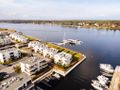 Apartament z ogrodem w pierwszej linii - zdjęcie 3