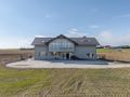 Budynek gotowy pod biznes przy DW240 | 274 m² - zdjęcie 2