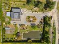 Nowoczesny dom z wyjątkowym ogrodem 3600m2 - zdjęcie 4