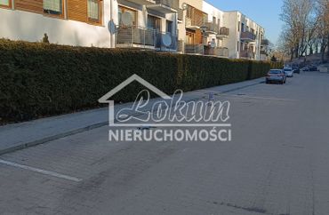 15704353 - zdjęcie ogłoszenia