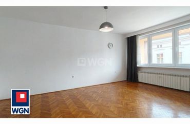 15870988 - zdjęcie ogłoszenia