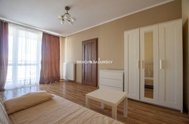 15947163 - zdjęcie ogłoszenia