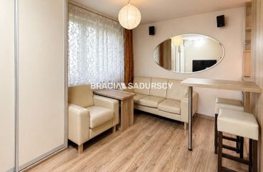15956938 - zdjęcie ogłoszenia