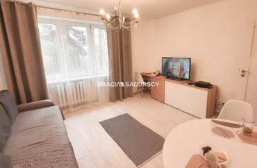 15961154 - zdjęcie ogłoszenia