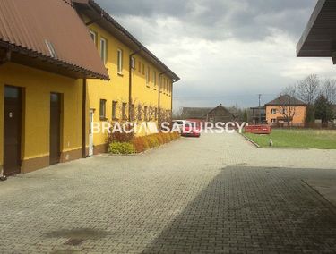 Zdjęcie ogłoszenia