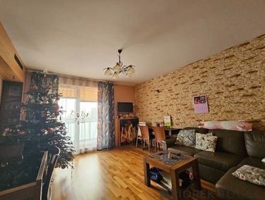 Zdjęcie ogłoszenia