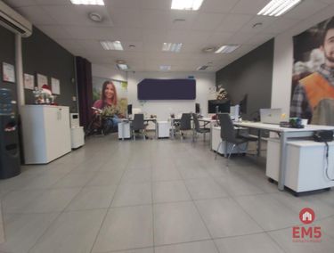 Zdjęcie ogłoszenia