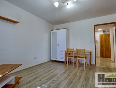 Zdjęcie ogłoszenia