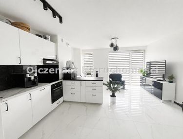 Zdjęcie ogłoszenia