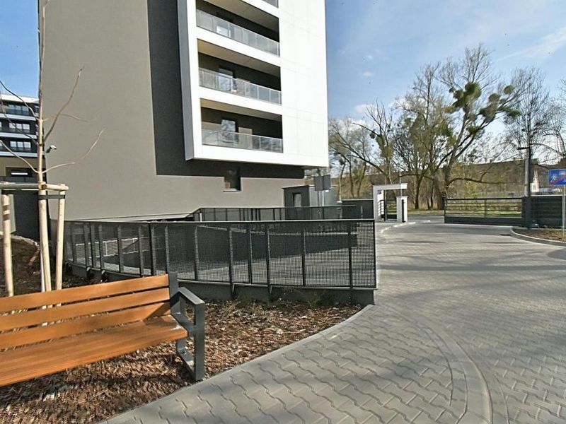 Zdjęcie ogłoszenia -  