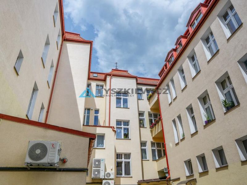 Zdjęcie ogłoszenia -  