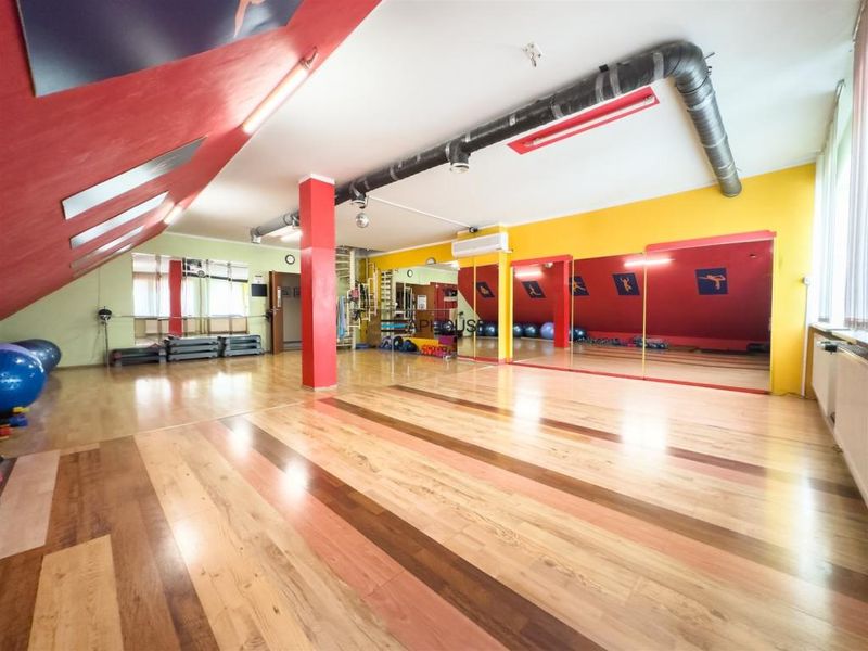 Lokal usługowy do wynajęcia, 150&nbsp;m², Kraków, Podgórze, Wincentego Witosa - ID: 15913403