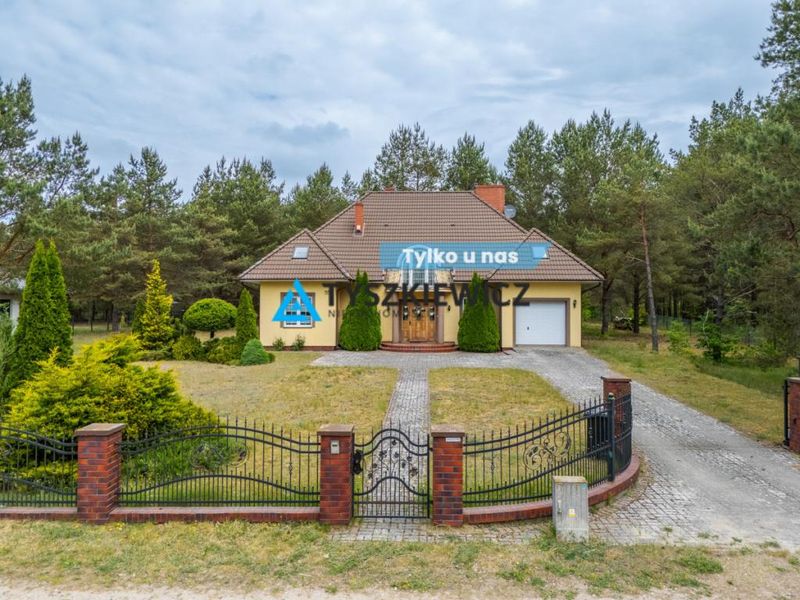 Przestronny, pięknie położony dom z lasem, Krzyż - ID: 15917214