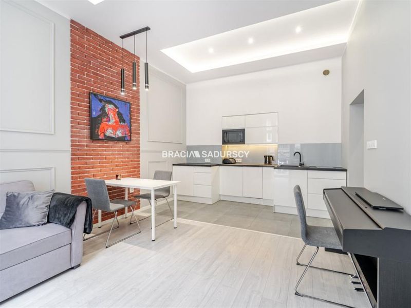 Zdjęcie ogłoszenia -  