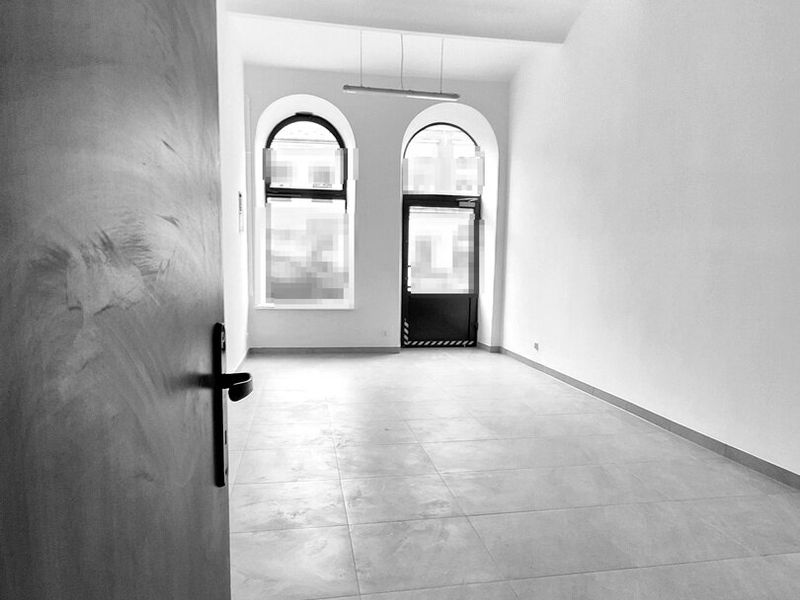 Tarnów, ul.Lwowska , sklep handlowy 34 m2, z witryną od głównej ulicy - ID: 15970037