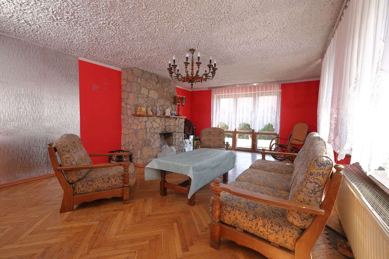 Dom na sprzedaż, Długomiłowice