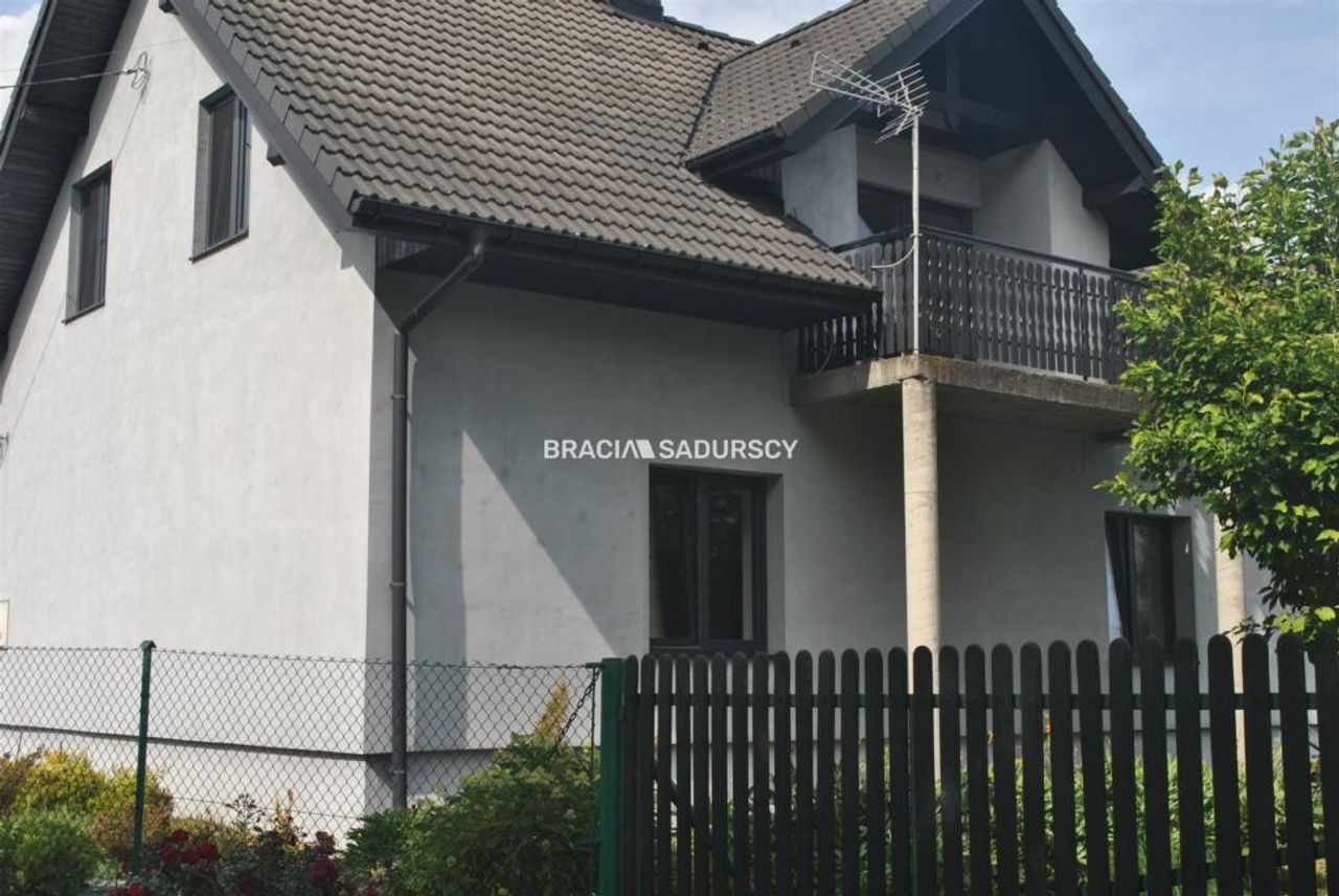 Dom na sprzedaż, Cichawa