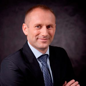 Paweł Więcek