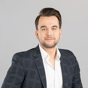 Adrian Bogucki